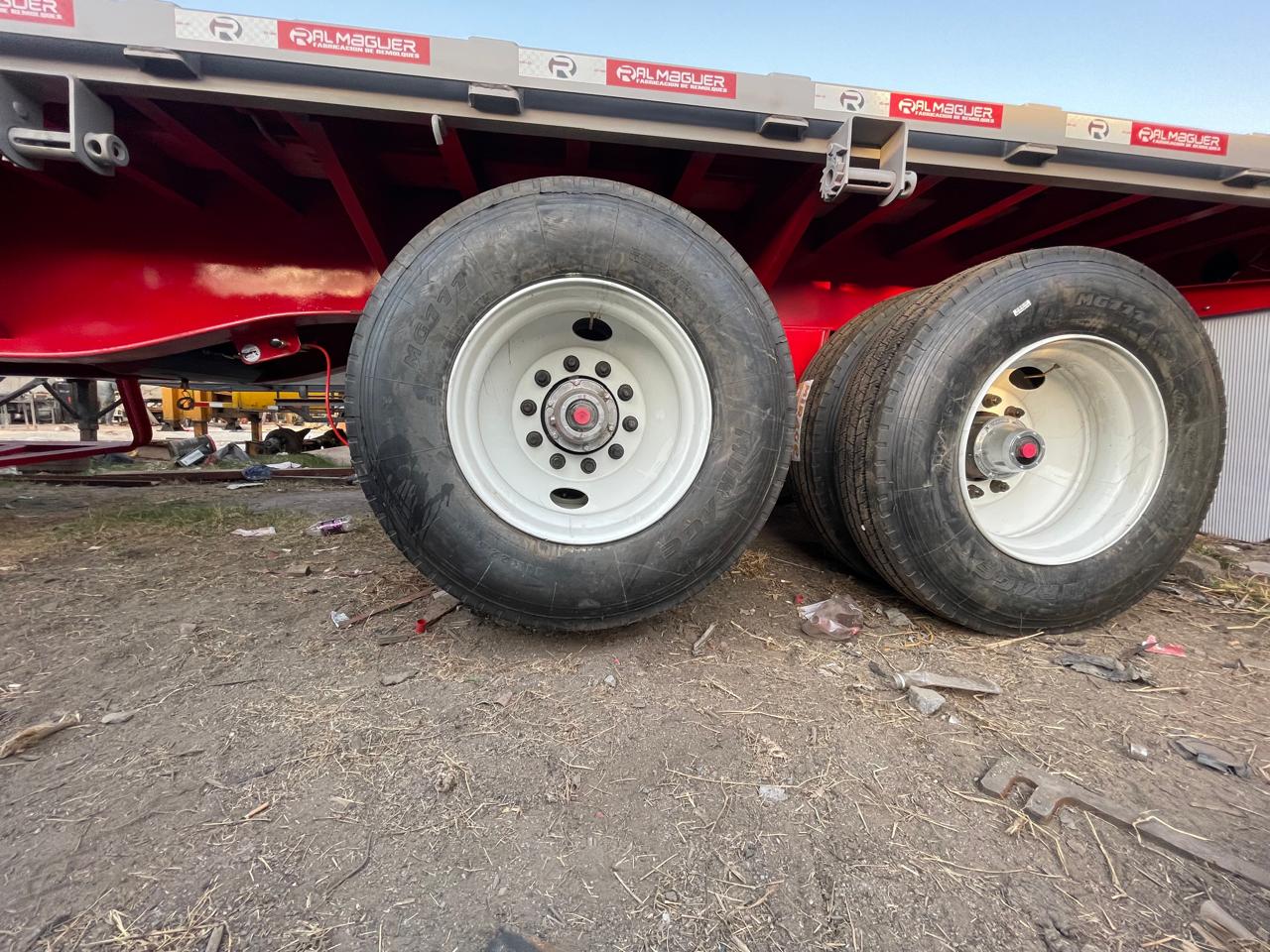 Interior de cabina de remolques